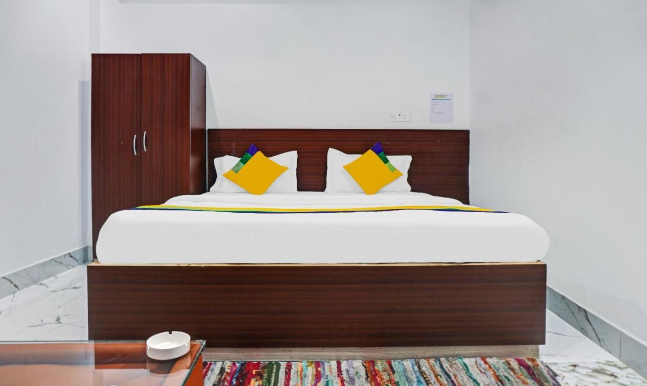 Oyo Flagship Hotel Sunset Inn Патна Екстериор снимка