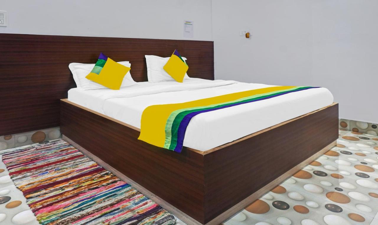 Oyo Flagship Hotel Sunset Inn Патна Екстериор снимка